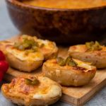 www.znewsservice.com 13 irresistible and unexpected toppings to elevate your baked potato baked patato min