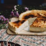 www.znewsservice.com 13 weird facts about the cheesecake factory cheese cake min