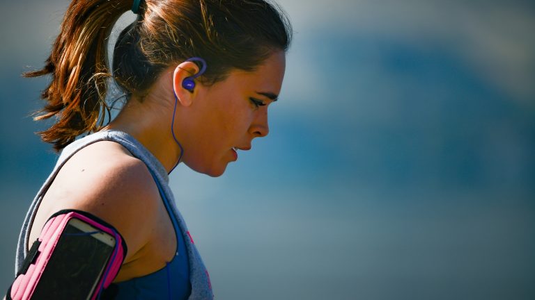 www.znewsservice.com majority of women admit insufficient effort in exercise routine pexels frank cone 2291874