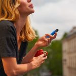 www.znewsservice.com uk smokers losing trust in vapes with over half believing they are just as bad as cigarettes romain b 5m0qcjqoeay unsplash